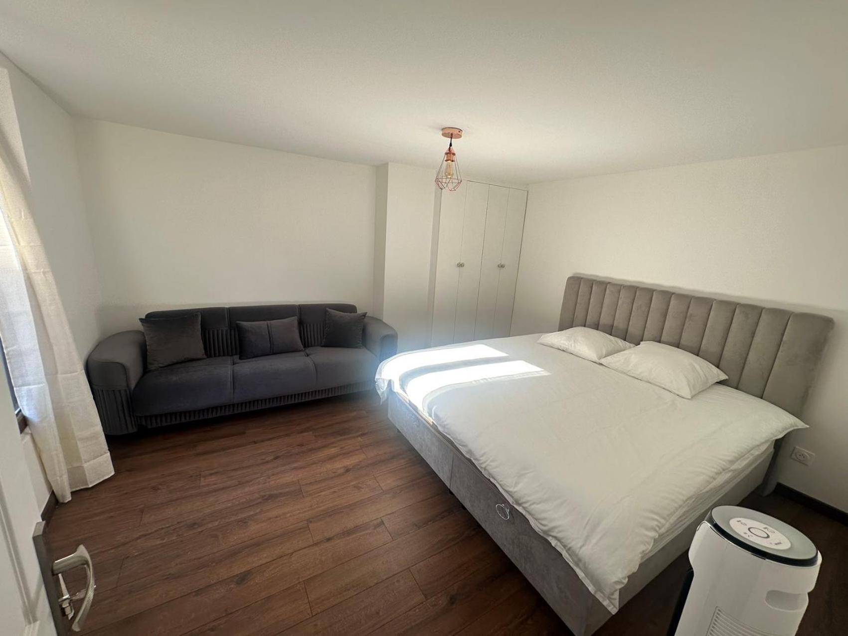 Appartement Calme Moderne Proche De Disneyland Wifi & Cafe Gratuit & Arrivee Autonome Bussy-Saint-Georges Exterior foto