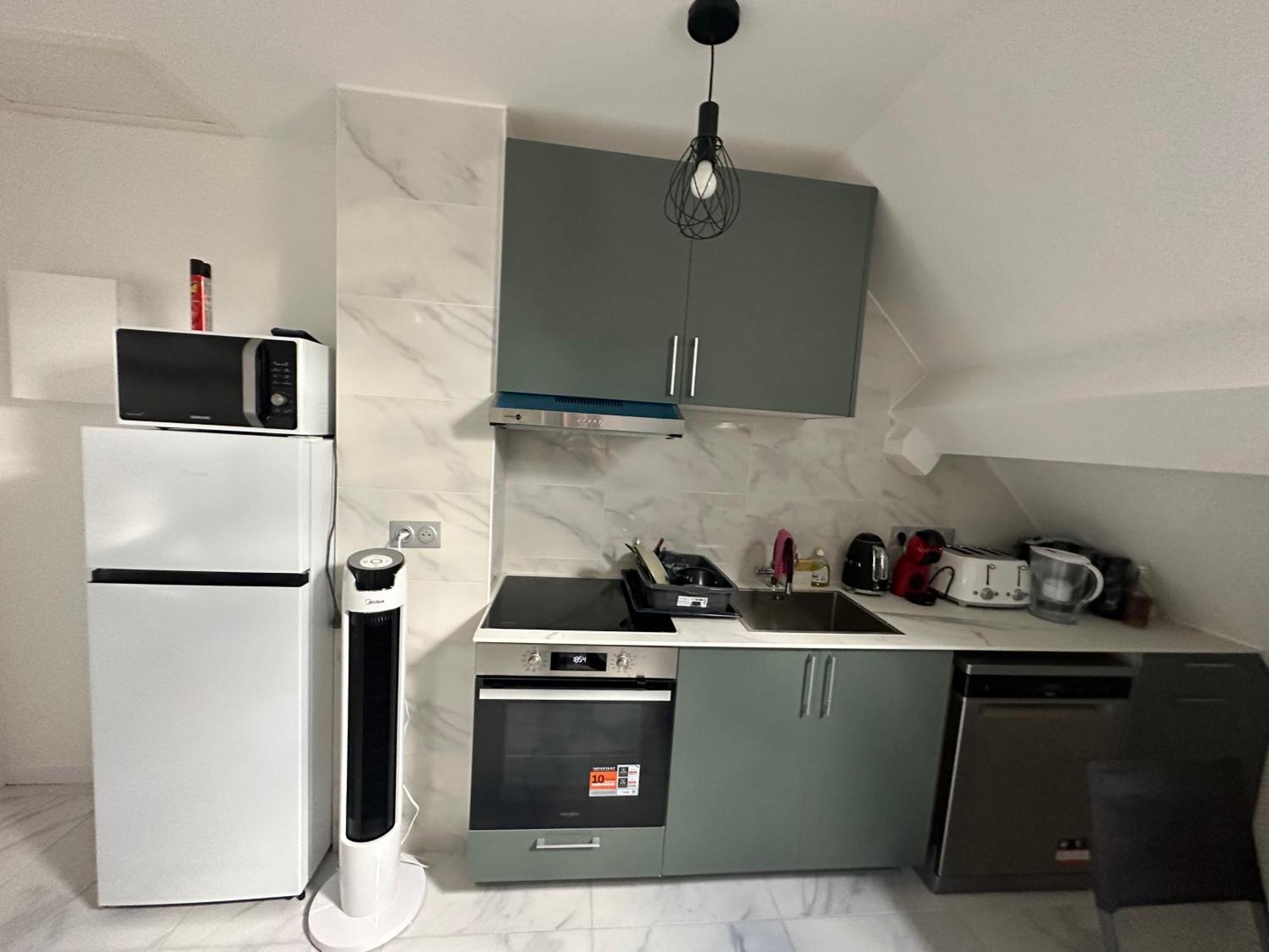 Appartement Calme Moderne Proche De Disneyland Wifi & Cafe Gratuit & Arrivee Autonome Bussy-Saint-Georges Exterior foto